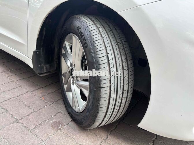 Hyundai Elantra 2019 GLS 1.6AT