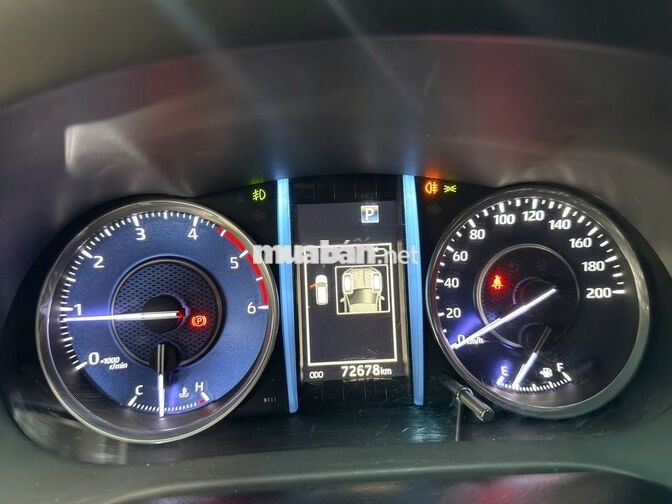 Toyota Fortuner 2024 Dầu Số tự động 72.678 km
