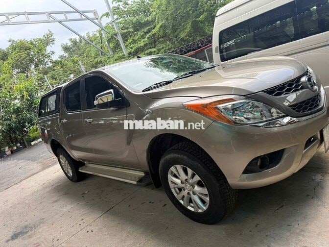 Mazda BT-50 2015 196.000 km Vàng cát
