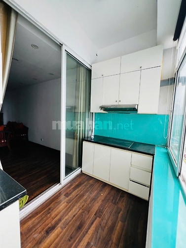 Bán căn hộ chung cư Tây Hồ 101m2, 2 ngủ, chỉ 7,2 tỷ nội thất đẹp