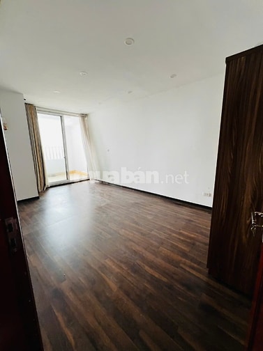 Bán căn hộ chung cư Tây Hồ 101m2, 2 ngủ, chỉ 7,2 tỷ nội thất đẹp