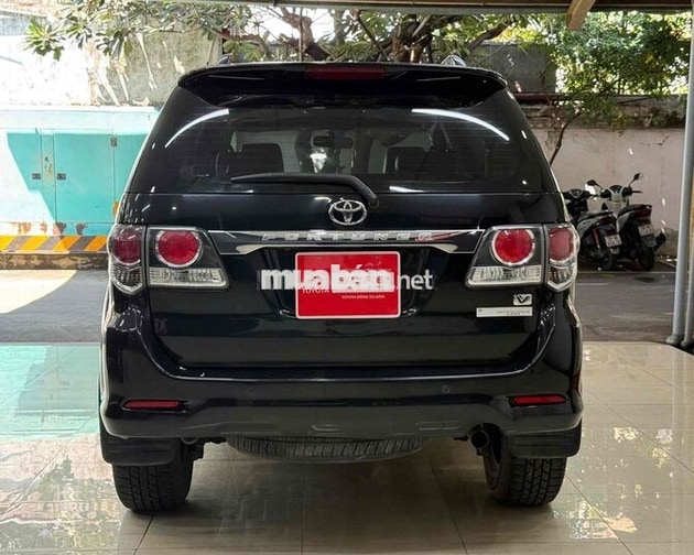 Bán Fortuner 2015 Xăng Tự động 157000 km Đen