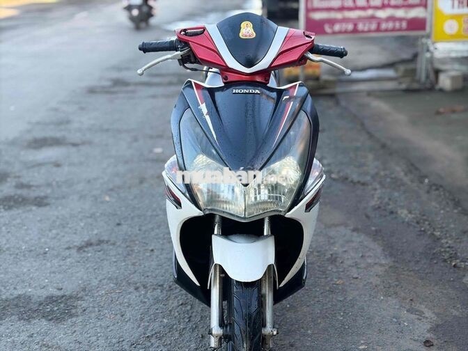 Honda Air Blade Đỏ Trắng Đen