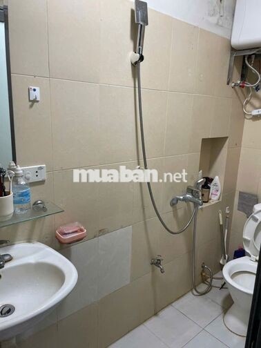 Cho thuê cả nhà mặt đường 726 Bạch Đằng, diện tích 28m2*5 tầng