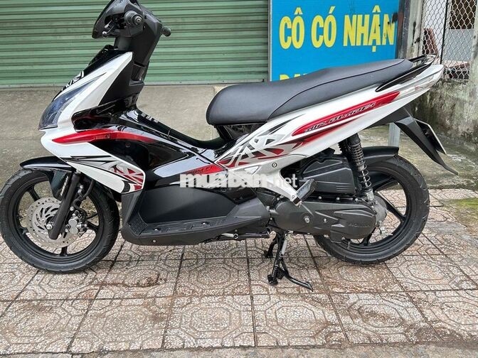 HONDA AIR BLADE FI 2011 NHẬP THÁI BSTP chính chủ