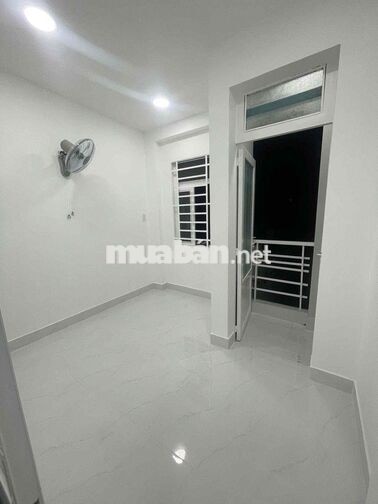 Gđinh giải toả cần nhà rộng giá rẻ ở ngay!!!