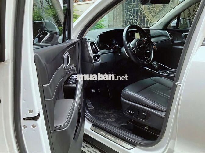 Bán xe Kia SORENTO bản Luxury full dầu SX 2022