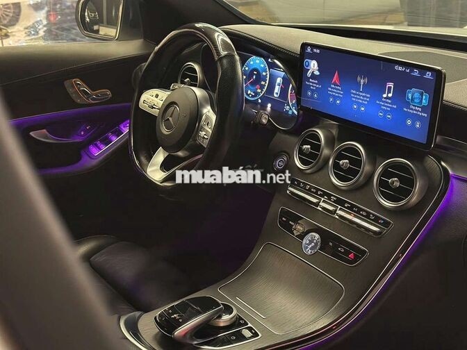 Mercedes-Benz C300 AMG 2020 63.000 km Trắng