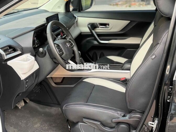 Toyota Veloz Cross Top 2022 85000 km Đen