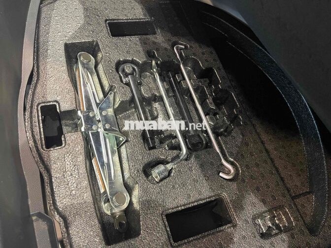 Toyota Corolla Altis 1.8V 2022 ( Giá thương lượng