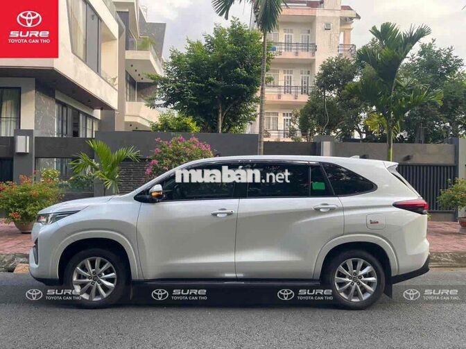 Toyota Innova Cross 2.0V CVT 2025 odo 27.000km
