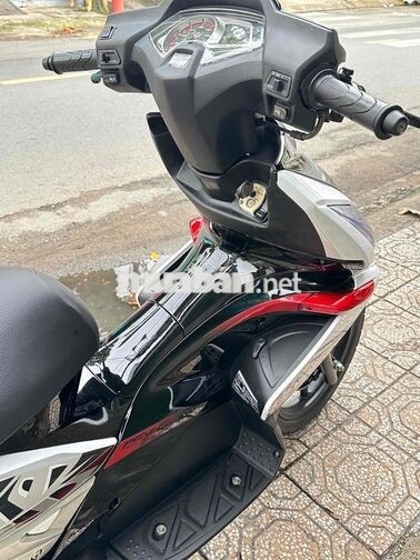 HONDA AIR BLADE FI 2011 NHẬP THÁI BSTP chính chủ