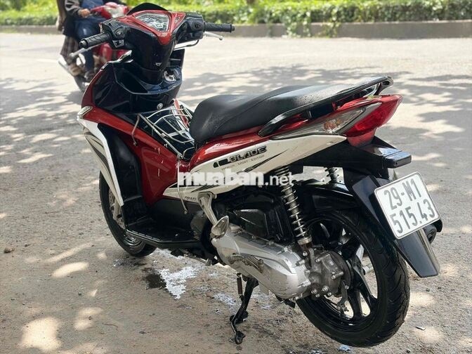 Honda Air Blade Đỏ Trắng Đen