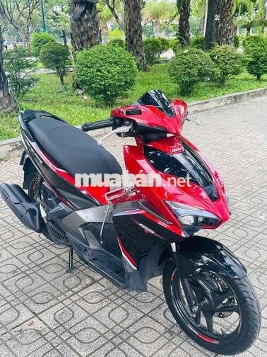 Air Blade Đỏ đen Zin chính chủ