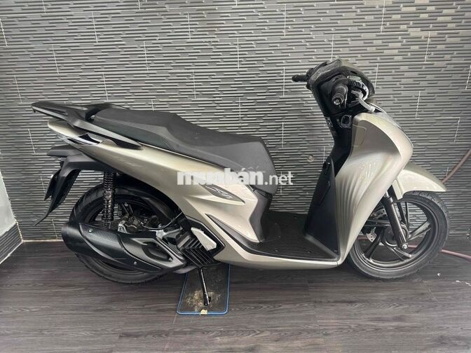 Honda SH125 2023 14.000 km Xám Lamborghini