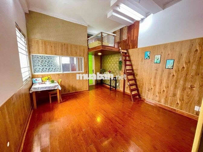 PHÒNG GÁC TÁCH BẾP, CÓ BAN CÔNG GIÁ TỐT ĐƯỜNG HUỲNH TẤN PHÁT