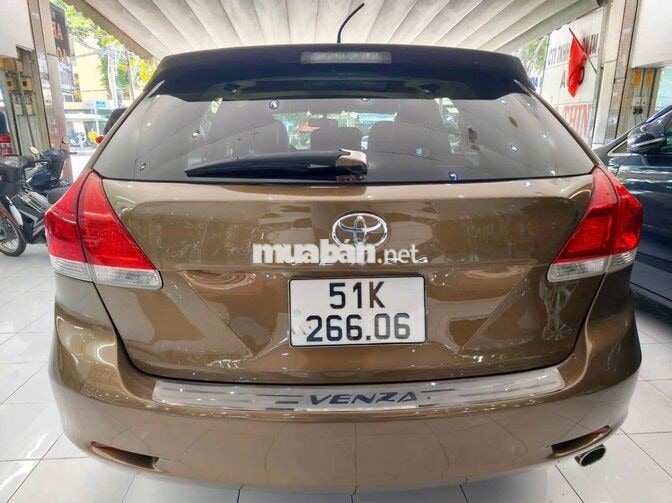 Toyota Venza bản Full màu Nâu vàng TpHCM
