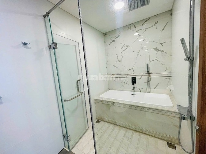 Chính chủ cho thuê căn hộ Sunwal Pearl Nguyễn Hữu Cảnh 105m2 2PN 2WC