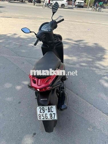 Honda Vision 625 km màu Đen