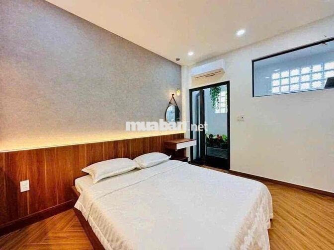 cho thuê nhà thang máy nguyễn oanh ( 4x18) lửng , 3 lầu , 4pn , 5wc fu