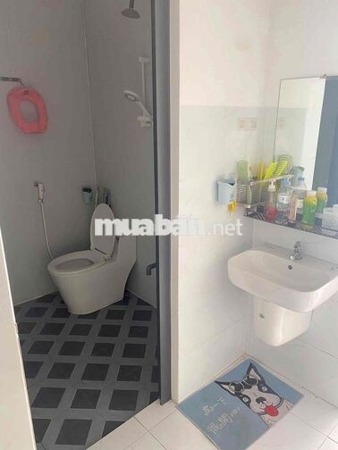 Nhà Cho thuê đường DX 40 Phú Mỹ 5x30m. 2pn sẵn 1 Máy Lạnh