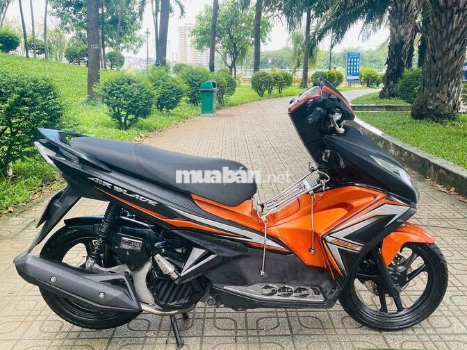 Air Blade màu Cam đen chính chủ