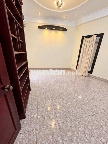 Nhà cho thuê 5x11m hxh 86/ Thích Quảng Đức 2 lầu 4PN 4WC giá 19 TR TL 