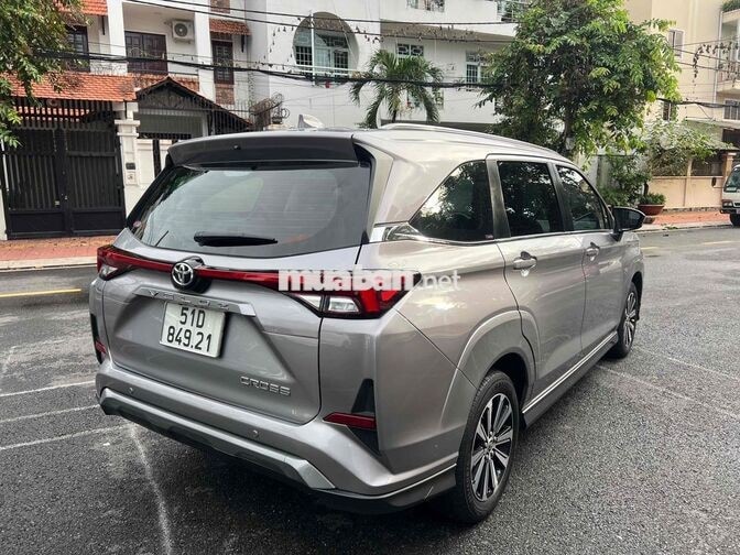 Toyota Veloz Cross 2024 Xám