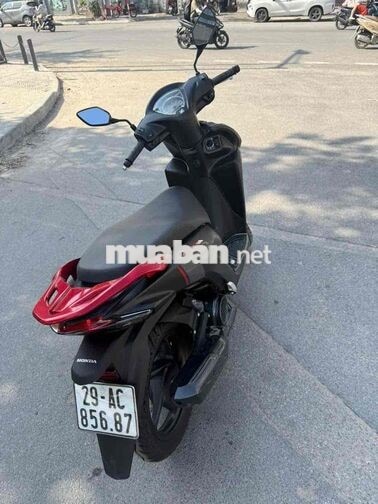 Honda Vision 625 km màu Đen