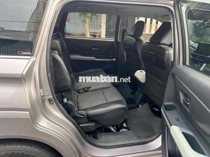 Toyota Veloz Cross 2024 Xám