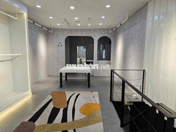 CHO THUÊ NHÀ MẶT TIỀN TRẦN QUỐC THẢO, QUẬN 3