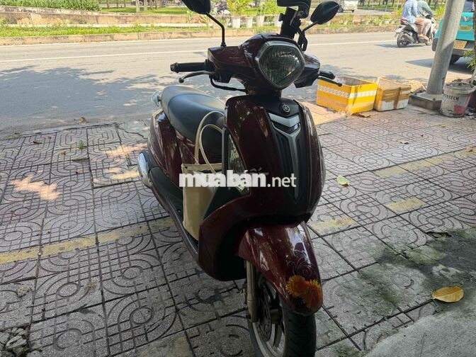 YAMAHA GRANDEE ĐỎ MẬN