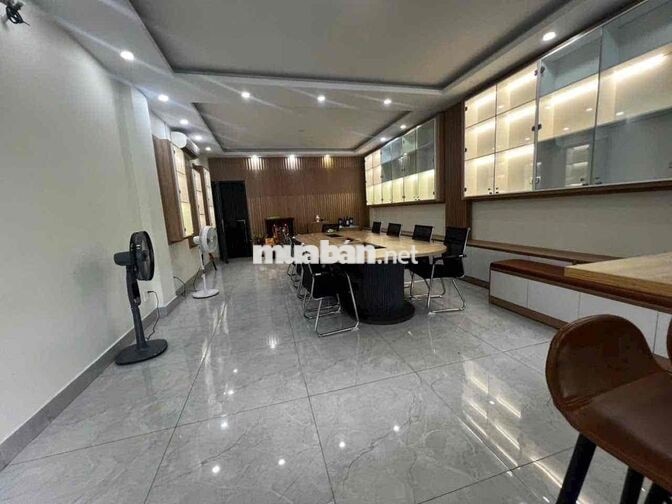 văn phòng Trệt Lầu 5x21 giá chỉ 20 triêu full nội thất