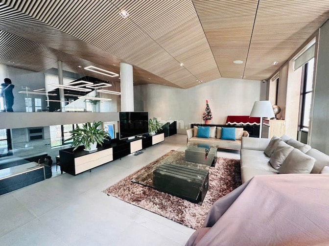 Cho thuê biệt thự Vinhomes Tân Cảng, 275m2, 4 tầng, nhà trống - 250tr/