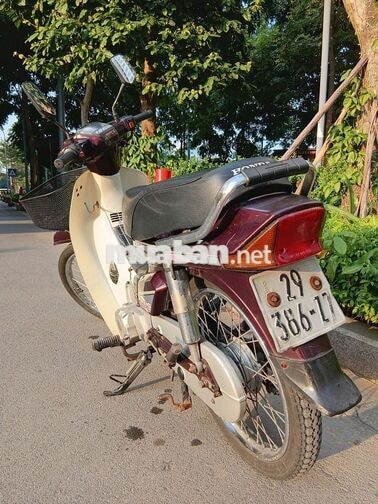 Honda Dream II Thái 1993 tem hồng