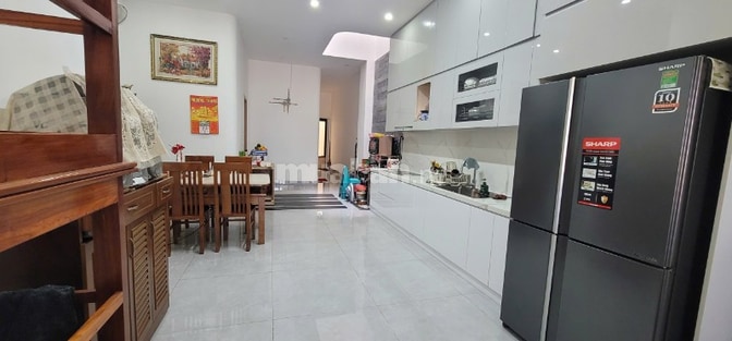 Chính chủ bán nhà KDT Bàu Tràm Lakeside