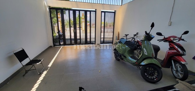 Chính chủ bán nhà KDT Bàu Tràm Lakeside