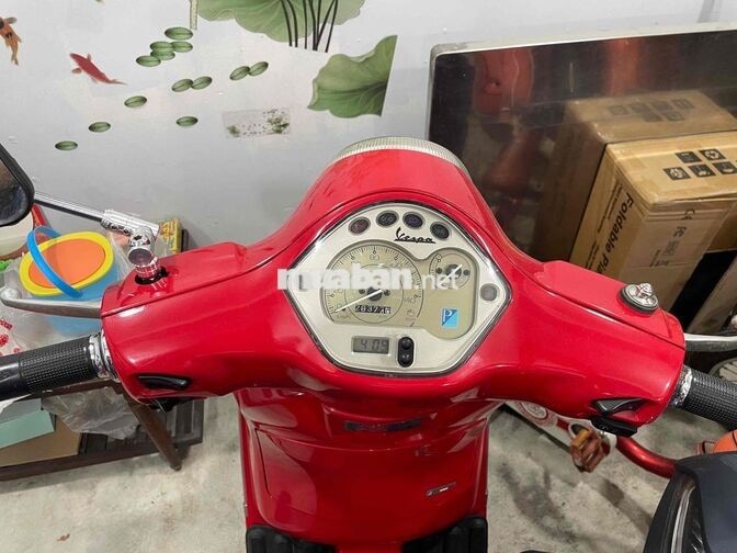 Piaggio Vespa LX125ie 2012 28377 km Đỏ