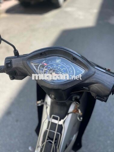 Honda Wave A110 đời 2021 chính chủ máy zin êm đẹp