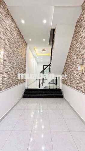 Nhà Mới - Hẻm 4M Gần MT Cách Mạng Tháng 8 Quận 3 36M2 2 Tầng 3 PN 12Tr