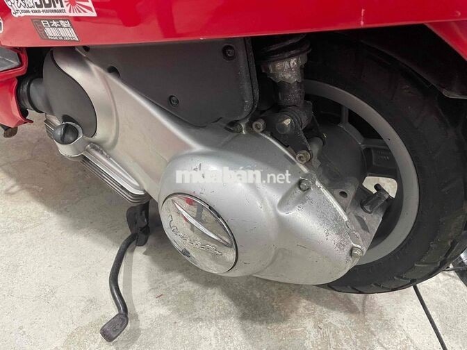 Piaggio Vespa LX125ie 2012 28377 km Đỏ