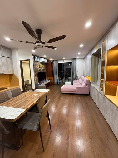 Cho thuê chung cư Screc Tower, Trường Sa-Căn 3PN đẹp nhất C/c giá 17tr