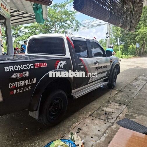 Ford Ranger 2010 4x2 Trắng, Đen