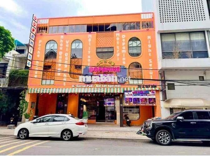 Cho thuê nhà 3 tầng MT Điện Biên Phủ- ngay siêu thị Coopmart