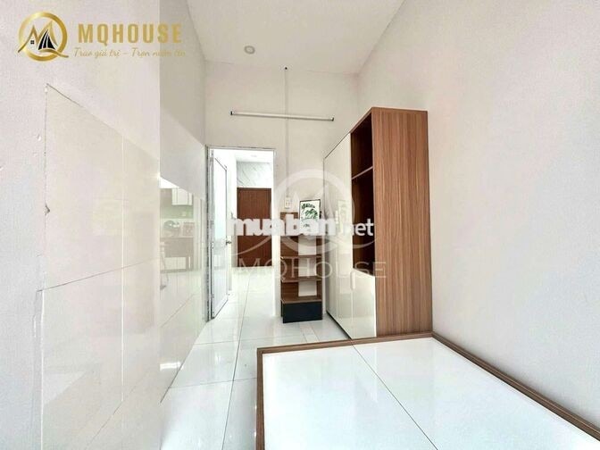CHDV 2 PHÒNG NGỦ- CỬA SỔ TRỜI - FULL NỘI THẤT - CỌC ÍT - 5P VHU - HUIT