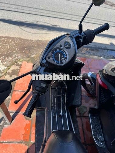 Yamaha Novo 2 màu Đen