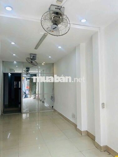 Mặt Tiền Cô Giang chợ Phú Nhuận 200m2 ,5 Tầng ,4 Phòng nhà mới Ở và KD