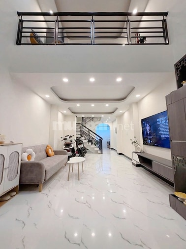 Nhà vị trí đẹp bờ kè Nguyễn Duy P8Q8 (P.Chánh Hưng)