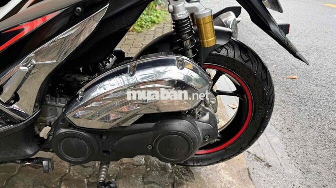 YAMAHA NVX 2017 TRẮNG ĐEN