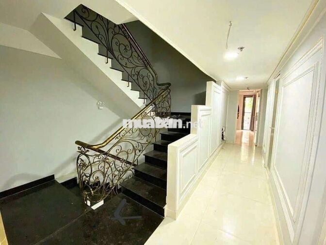 STUDIO BAN CÔNG - FULL NỘI THẤT